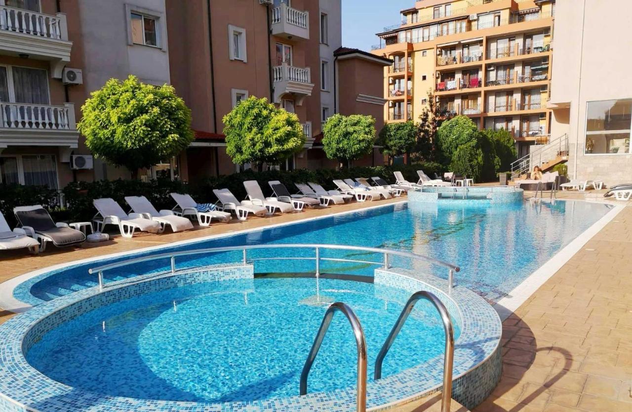 Tropics Hotel Светий Влас Екстер'єр фото