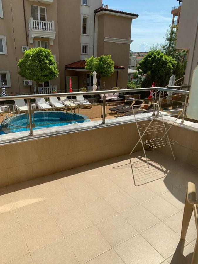 Tropics Hotel Светий Влас Екстер'єр фото